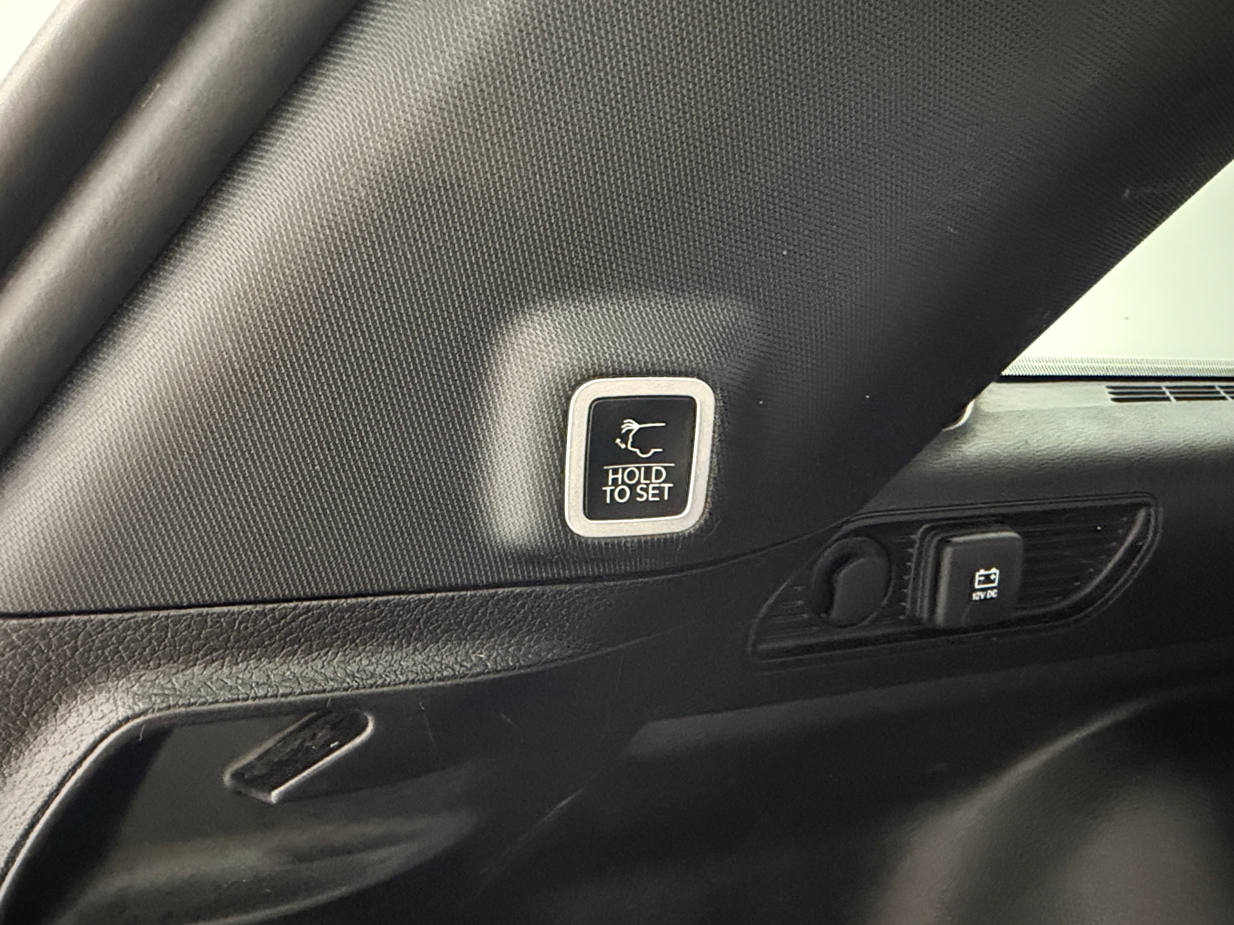 jeep grand cherokee 2023 1C4RJHBG2PC606812 image jeep grand cherokee 2023 1C4RJHBG2PC606812 image